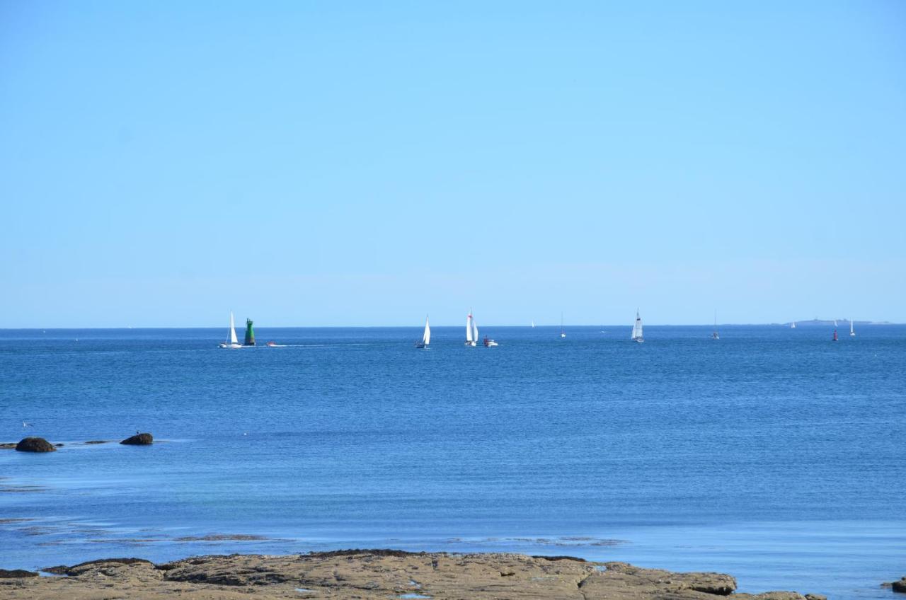 Votre Vue, La Mer, Les Bateaux !!! Wir Sprechen Flieben Deutsch, Touristentipps, We Speak English Concarneau Eksteriør billede